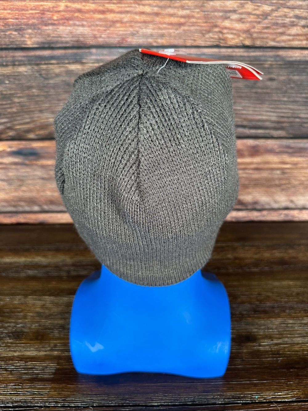 The North Face Gray Ribbed Knit Beanie with Logo - Picture 3 of 6